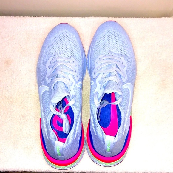 NIKE Epic React Flyknit 2 Running Shoes - Picture 7 of 9